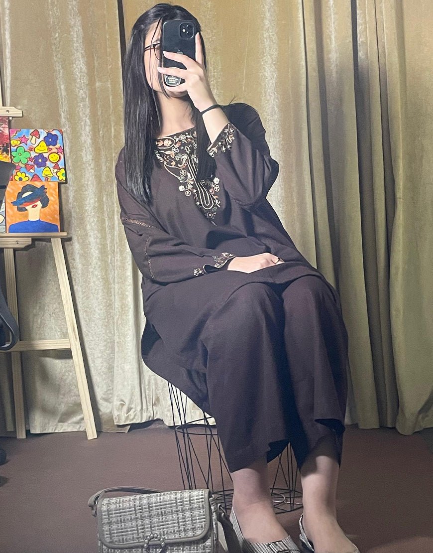 2-Piece Premium Khadar Suit – Hand-Embroidered Resham Work | Winter Collection