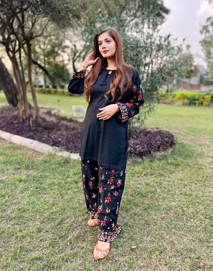 Hand-Embroidered Cotton Lawn 2-Piece – Eid & Summer Collection