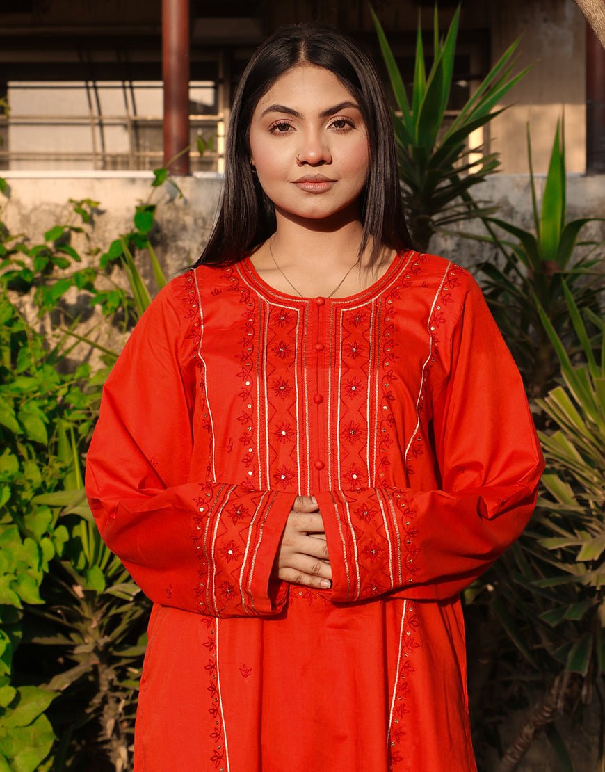 Scarlet Grace – Hand Embroidered Statement Set