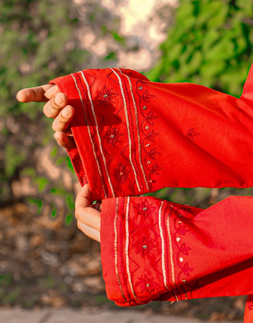 Scarlet Grace – Hand Embroidered Statement Set