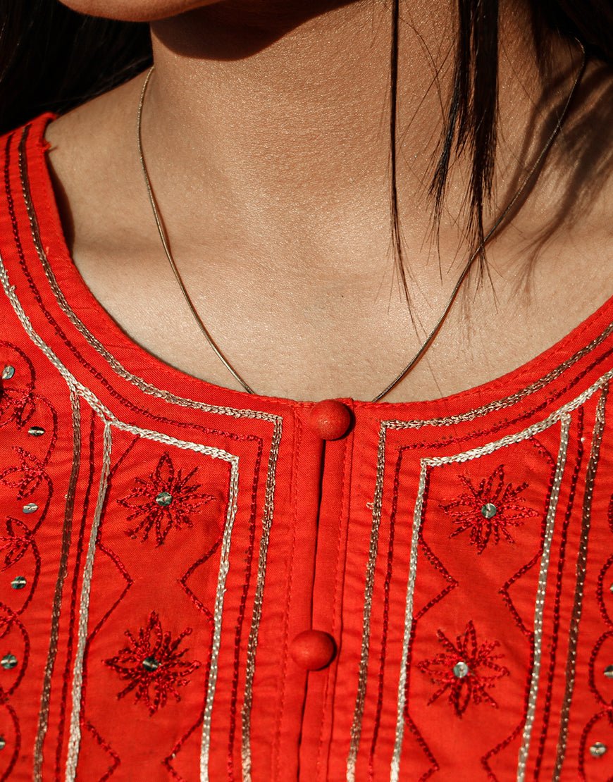 Scarlet Grace – Hand Embroidered Statement Set